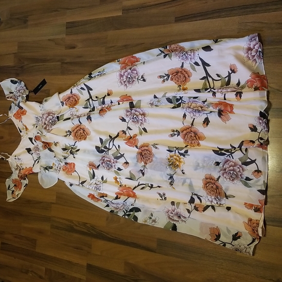 LuLus De Fleur Blush Floral Pink Ruffled Shoulder Maxi Dress NWT, Size Medium - Picture 2 of 15